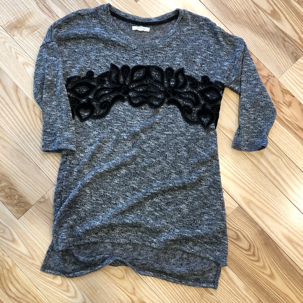 Grey top with velvet lace